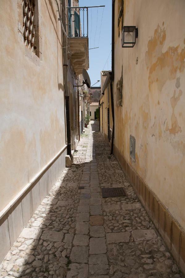 Qui Ed Ora,Guest House. Noto Dış mekan fotoğraf