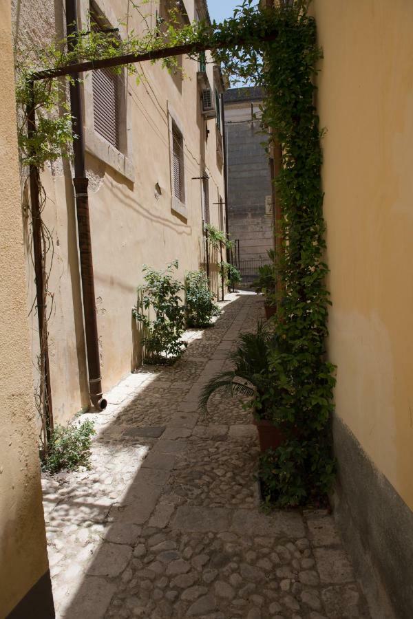 Qui Ed Ora,Guest House. Noto Dış mekan fotoğraf